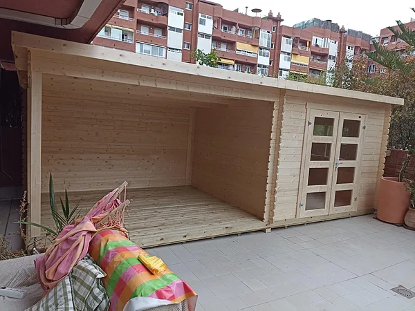 Novy B+ ar terasi, Spānijā