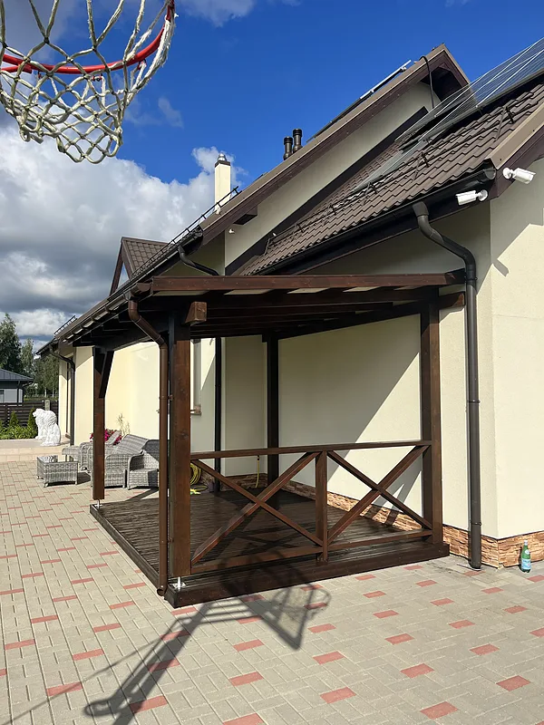 Nojume ar terasi, Carnikava